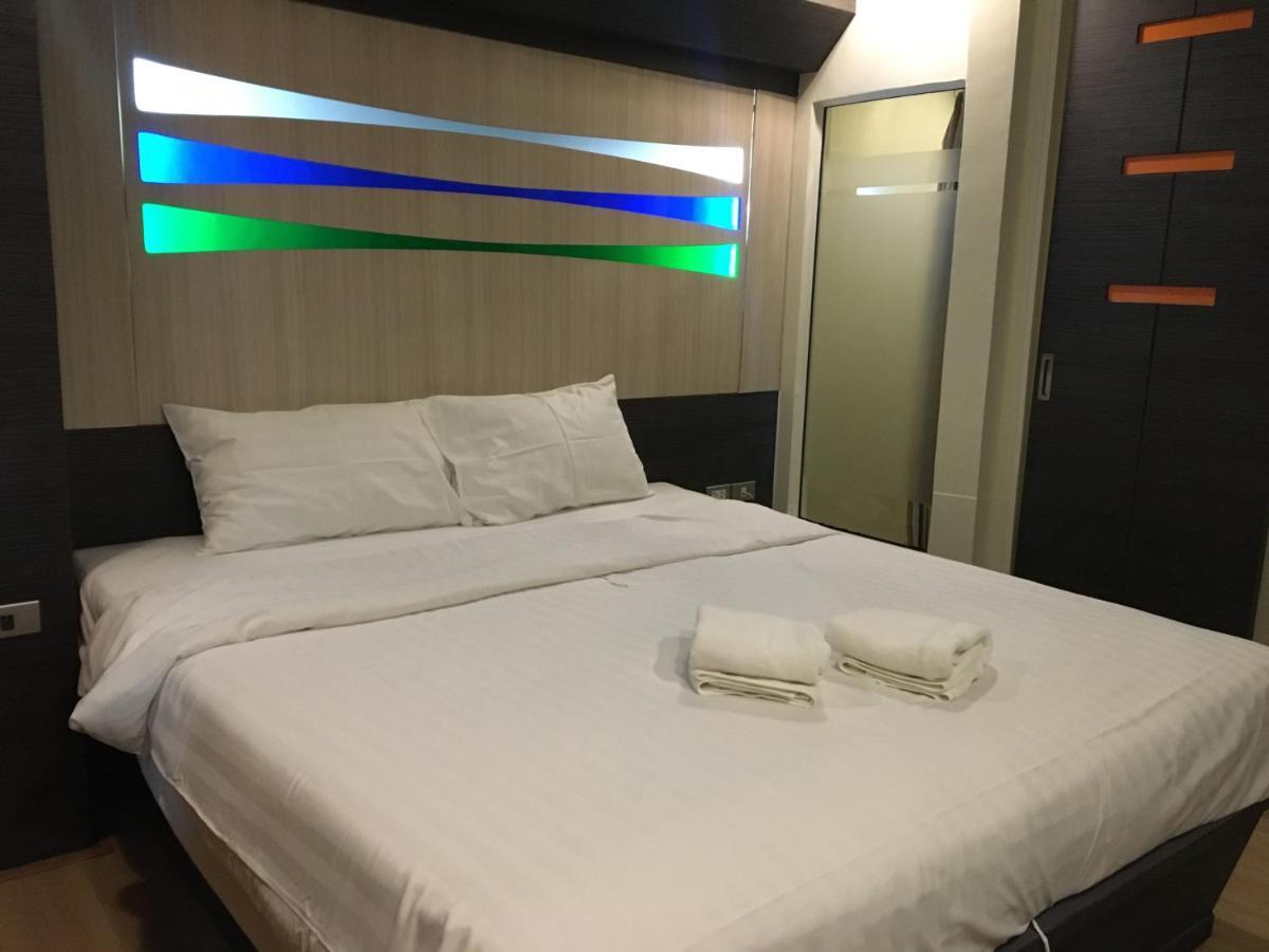 Orion Rooms Sukhumvit 11 Banguecoque Exterior foto